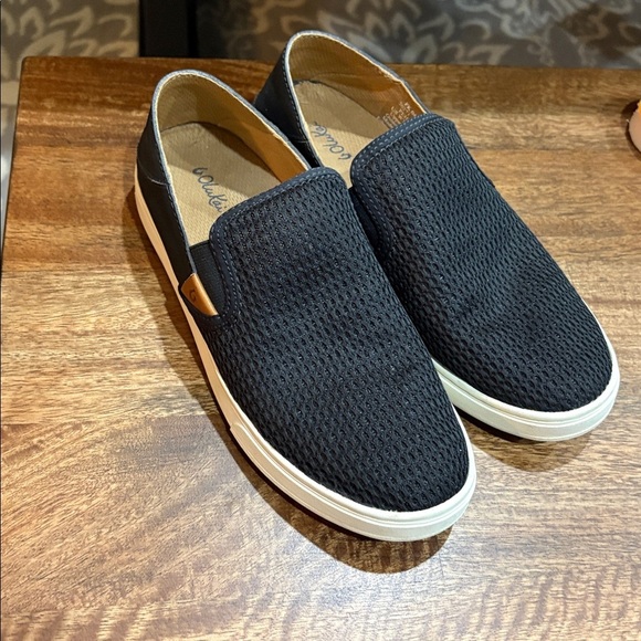 OluKai Shoes - OluKai Pehuea Shoes. Black. Sz. 7. Slip on loafers. Boat shoes.